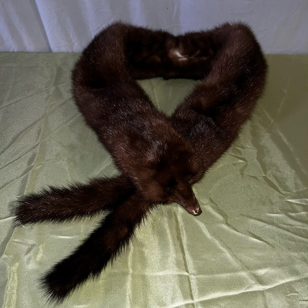 2 mink pelt stole.  Great condition for a grand appearance.